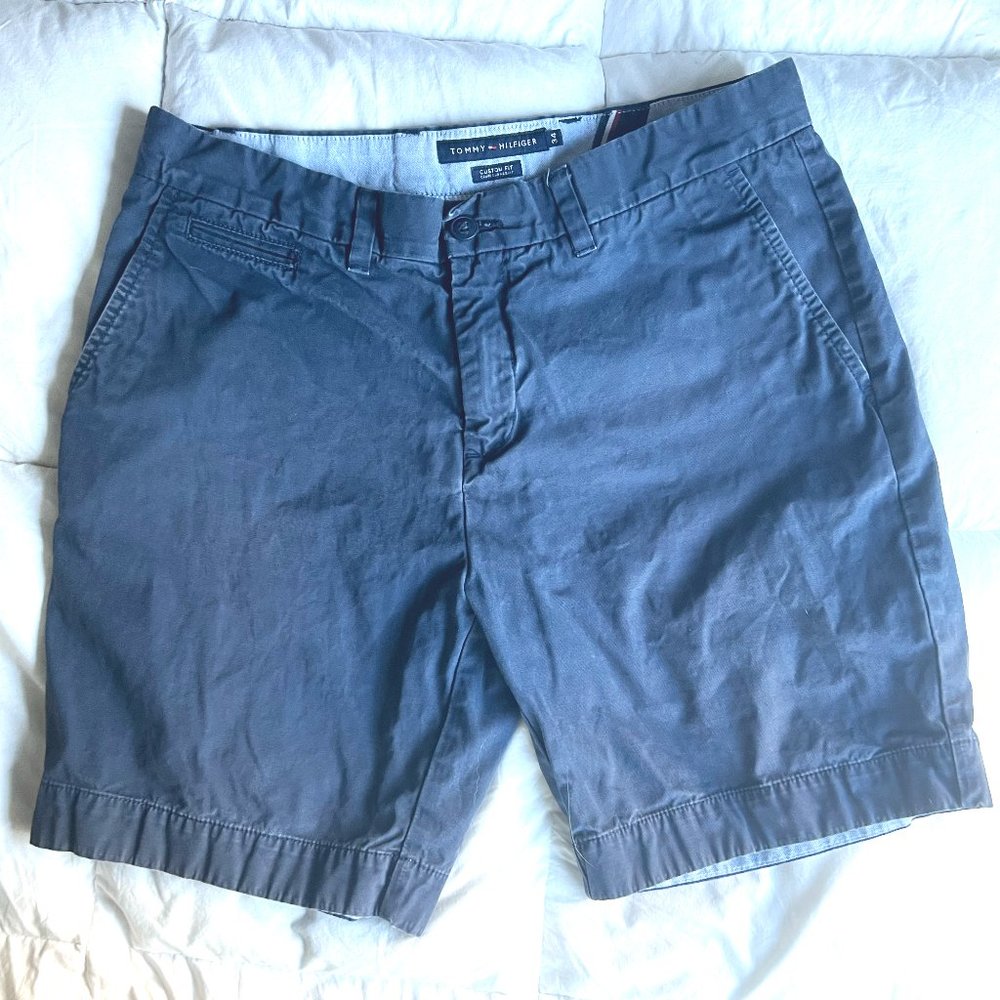 Tommy Hilfiger Flat Front Shorts | Size 34